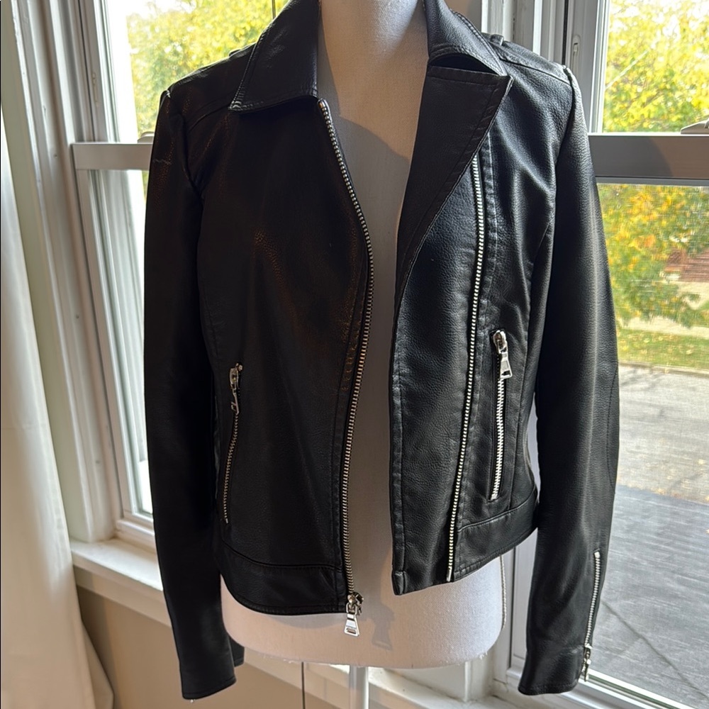 Faux leather Express coat- feels like leather!